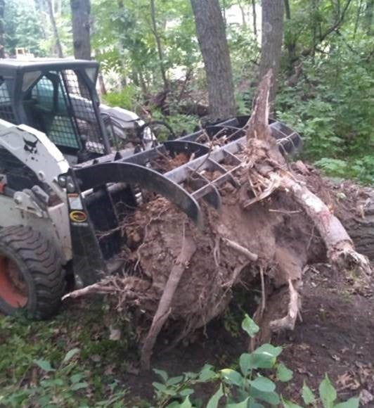 Skid Steer Grapple Rake/Root Grapple | The Quick Claw